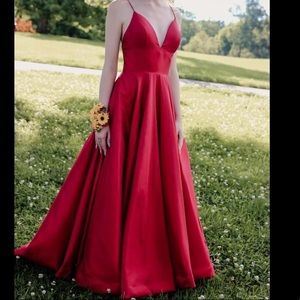 Sherri Hill Prom Dress